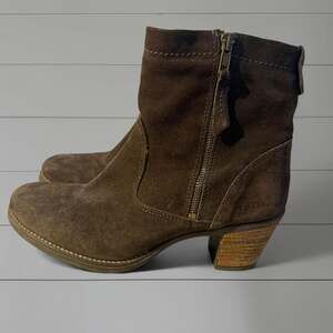 SOLD Taos Brown Suede Ankle Boots, Wooden Block Heel, Women's Size 9